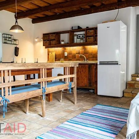 Harmony Hillside - Hostaid Appartement *