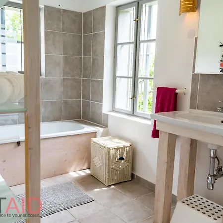 Harmony Hillside - Hostaid Apartman Mindszentkálla